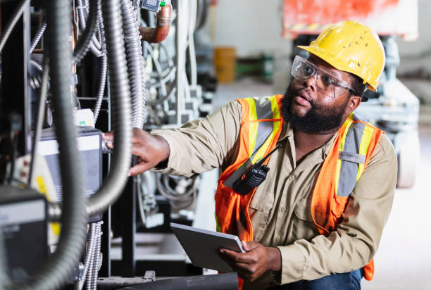 Best Electrical Outlet Repair  in Henryetta, OK
